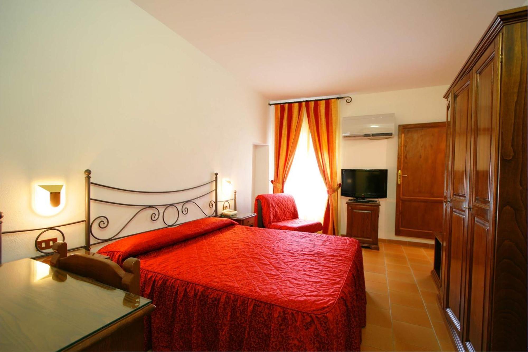 Hotel Residence Villa Rioddi Volterra Room photo