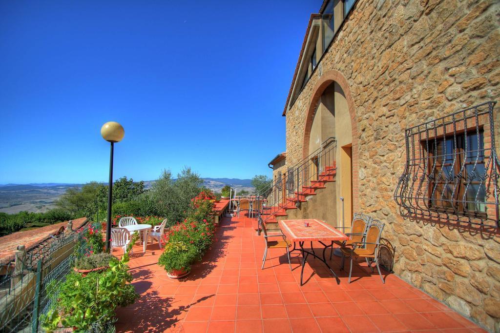 Hotel Residence Villa Rioddi Volterra Exterior photo
