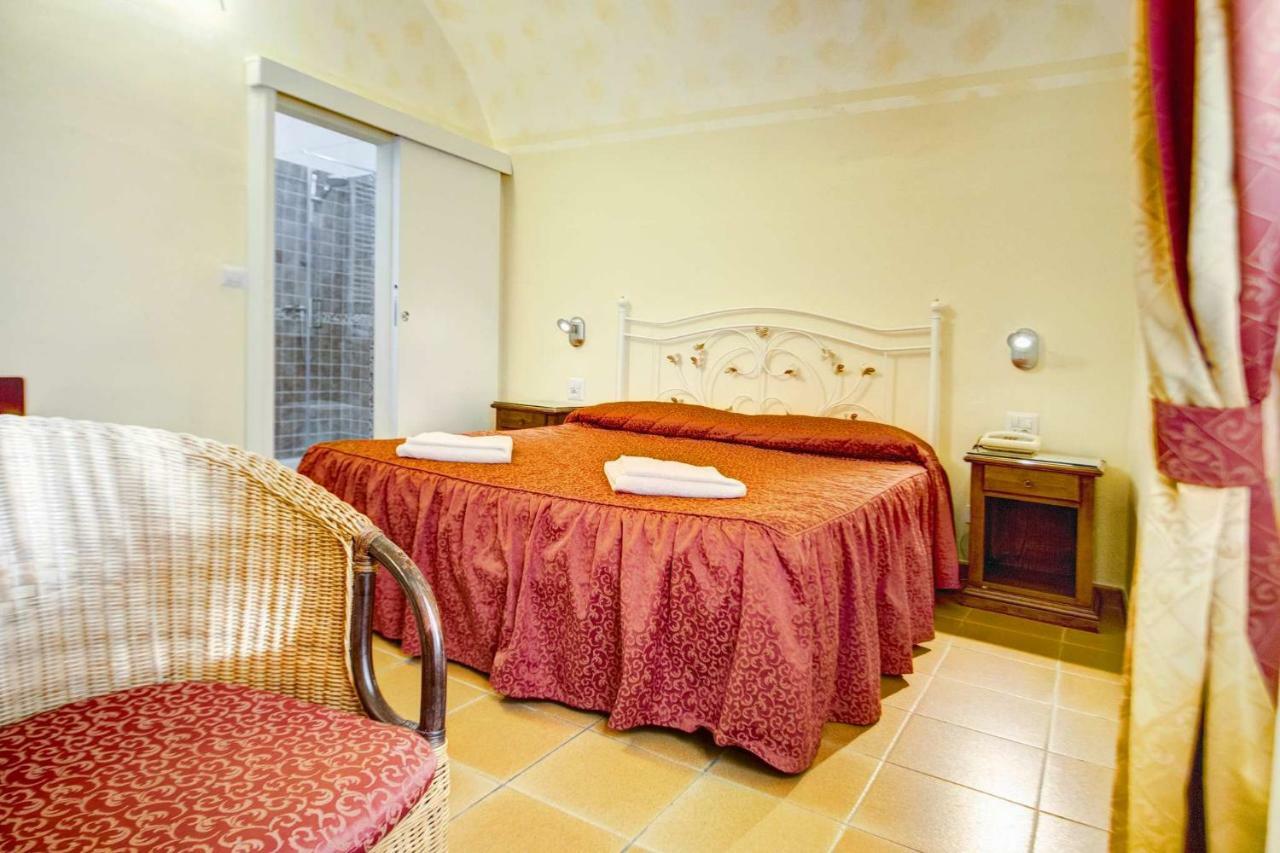 Hotel Residence Villa Rioddi Volterra Exterior photo