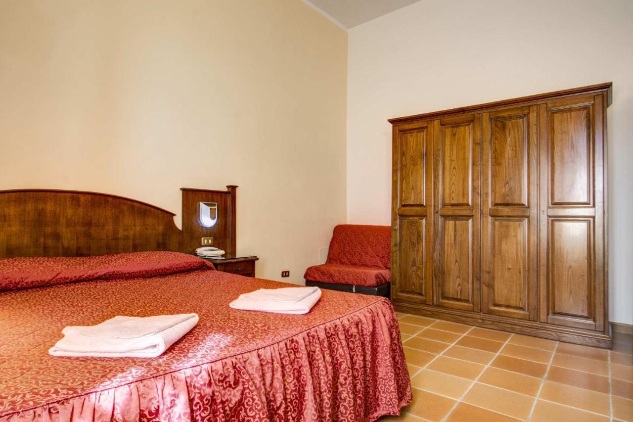 Hotel Residence Villa Rioddi Volterra Exterior photo