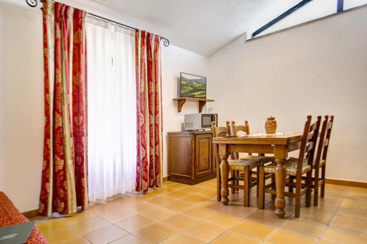 Hotel Residence Villa Rioddi Volterra Exterior photo